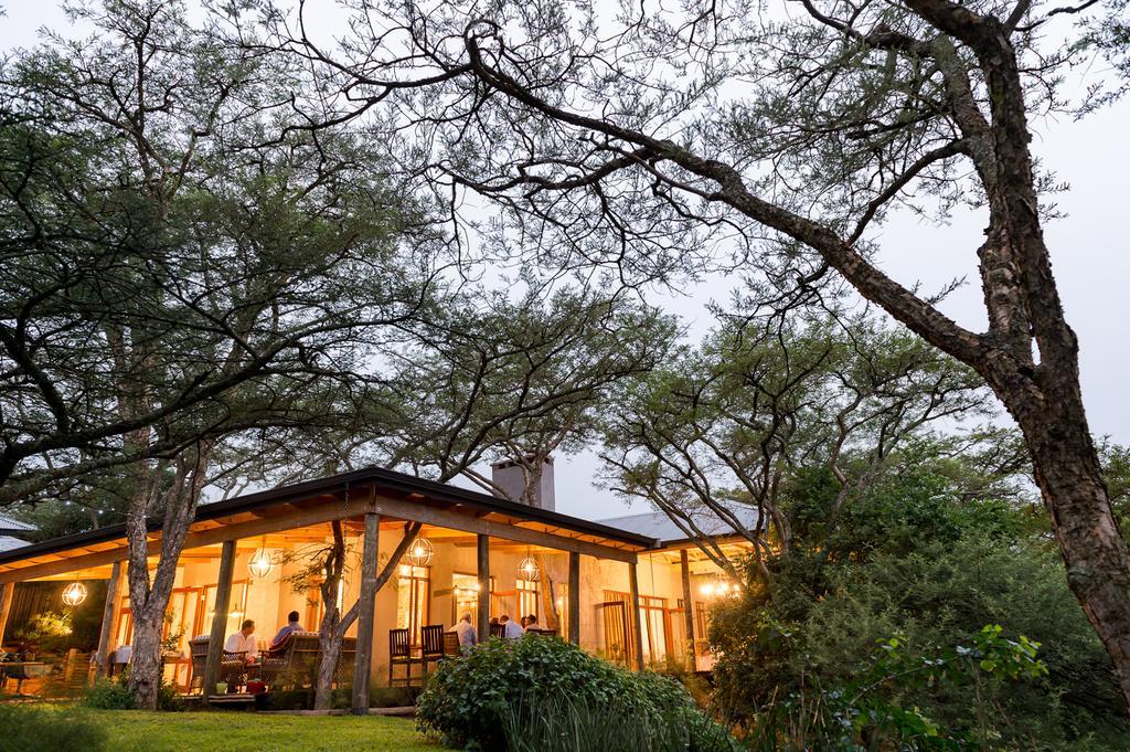 Hilton Bush Lodge & Function Venue Dış mekan fotoğraf